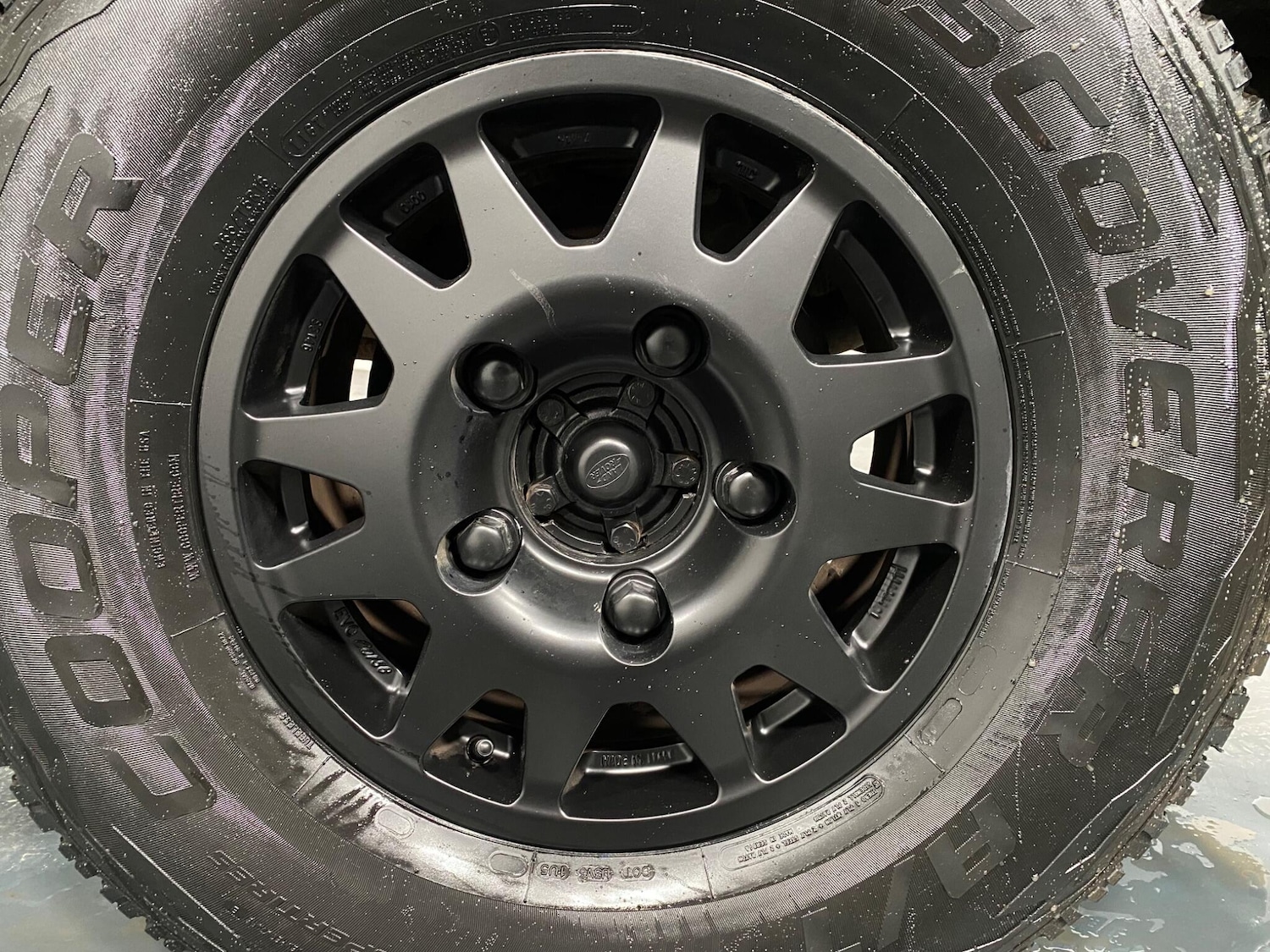 Used Land Rover Defender 110 for sale - 77215870: Photo 17