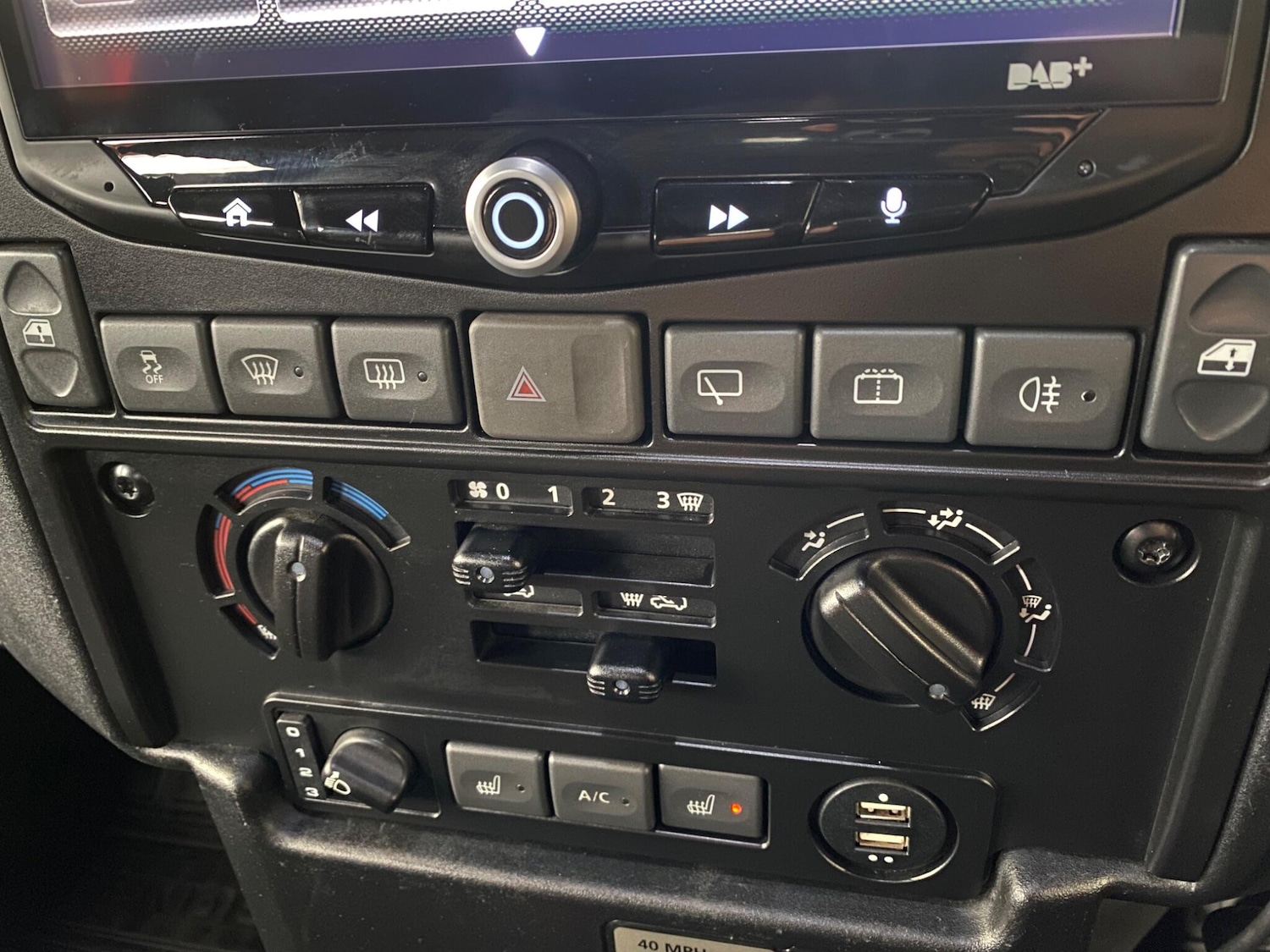 Used Land Rover Defender 110 for sale - 77215870: Photo 37