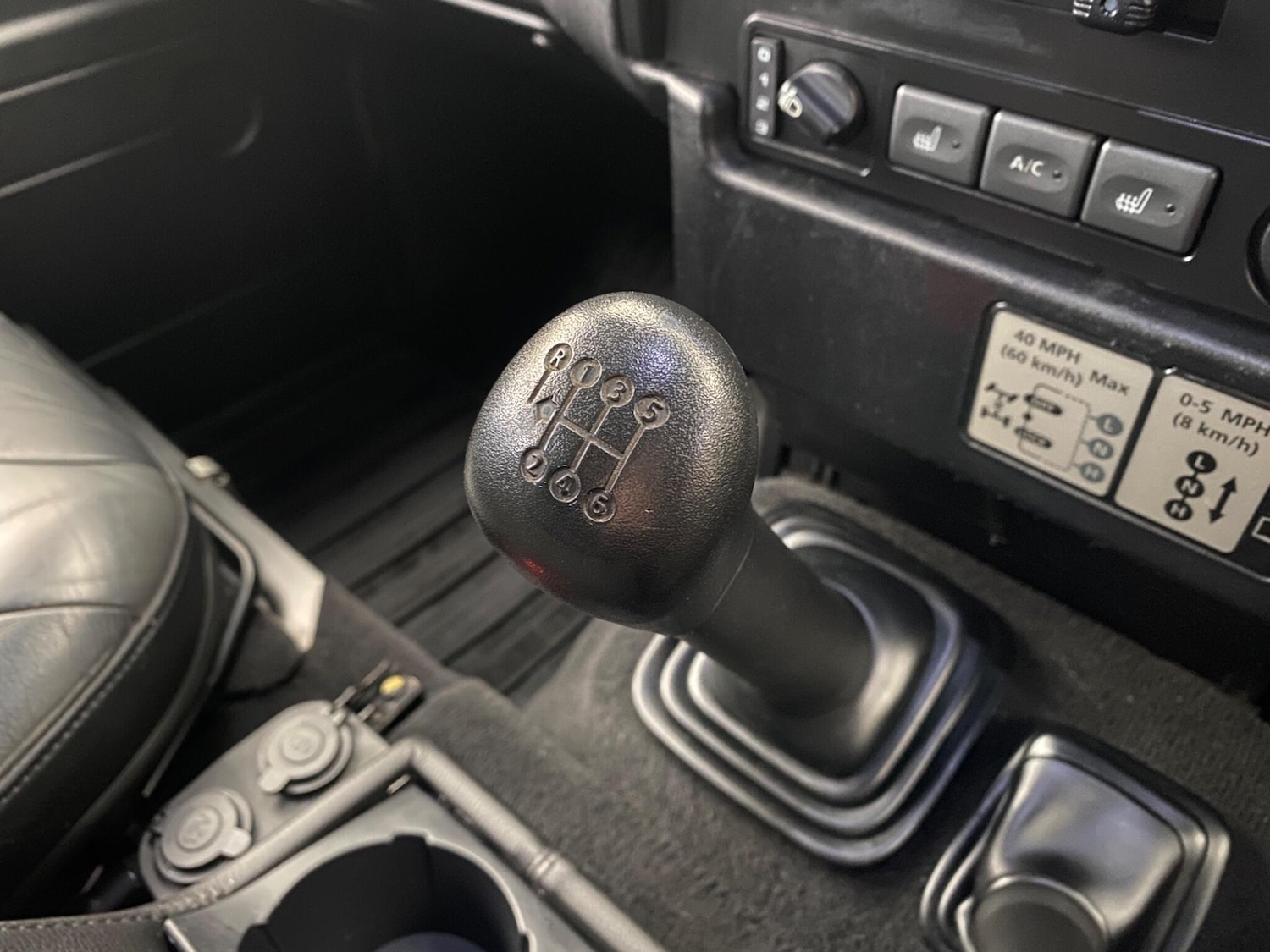 Used Land Rover Defender 110 for sale - 77215870: Photo 40