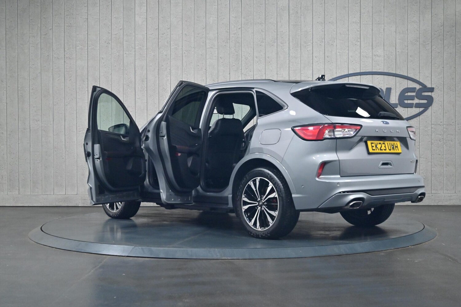 Used Ford Kuga 2023 for sale - 75669336: Photo 11