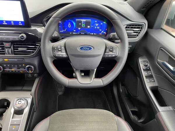 Used Ford Kuga 2023 for sale - 75669336: Photo 28