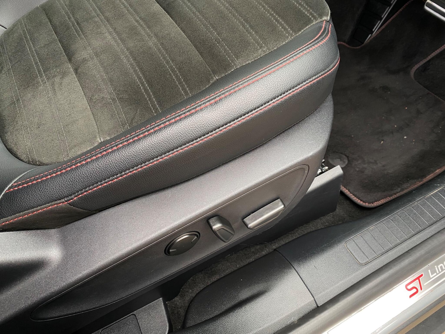 Used Ford Kuga 2023 for sale - 75669336: Photo 30