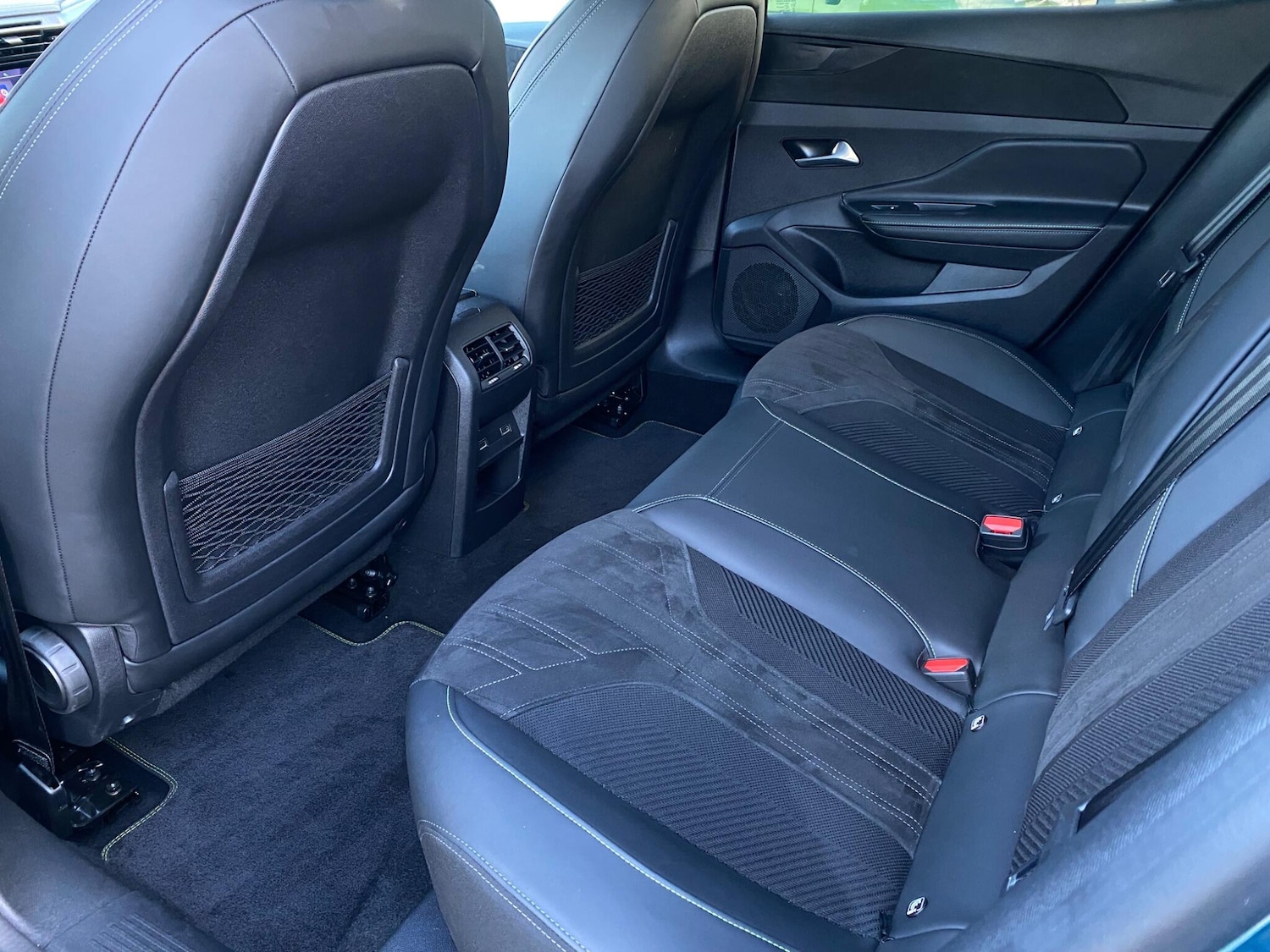 Used Peugeot 408 2024 for sale - 77549621: Photo 26