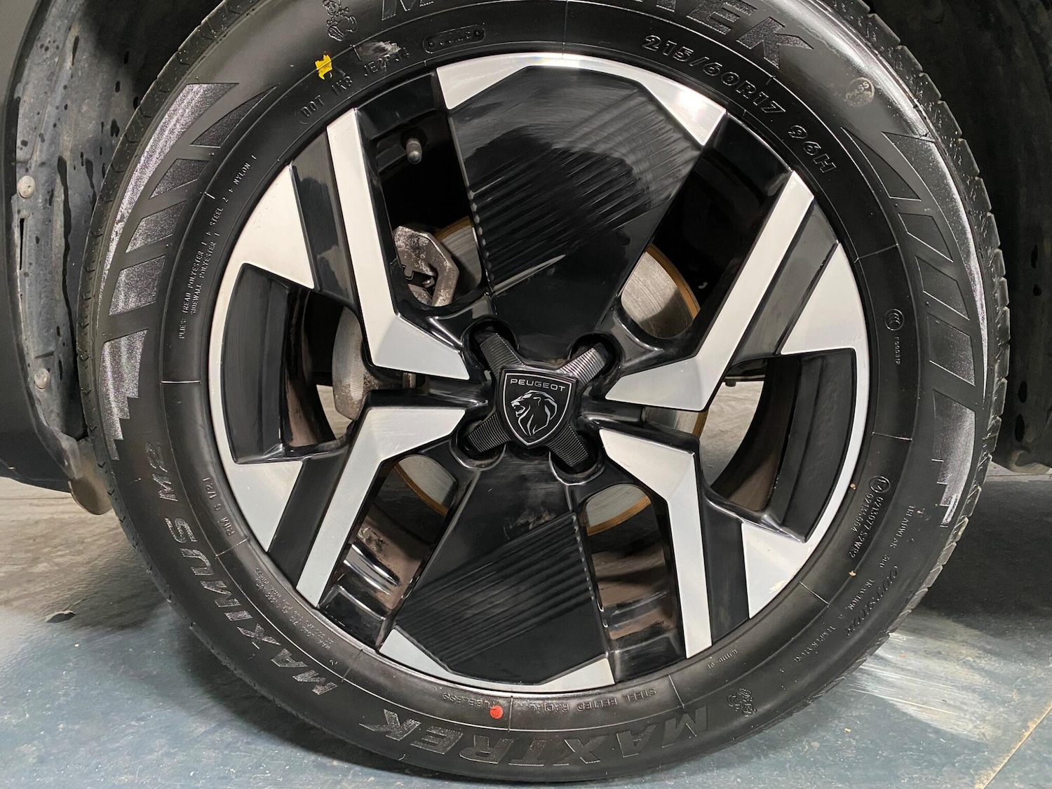 Used Peugeot 2008 2023 for sale - 76832746: Photo 17