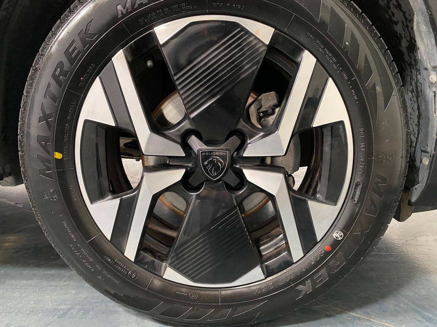 Used Peugeot 2008 2023 for sale - 76832746: Photo 19