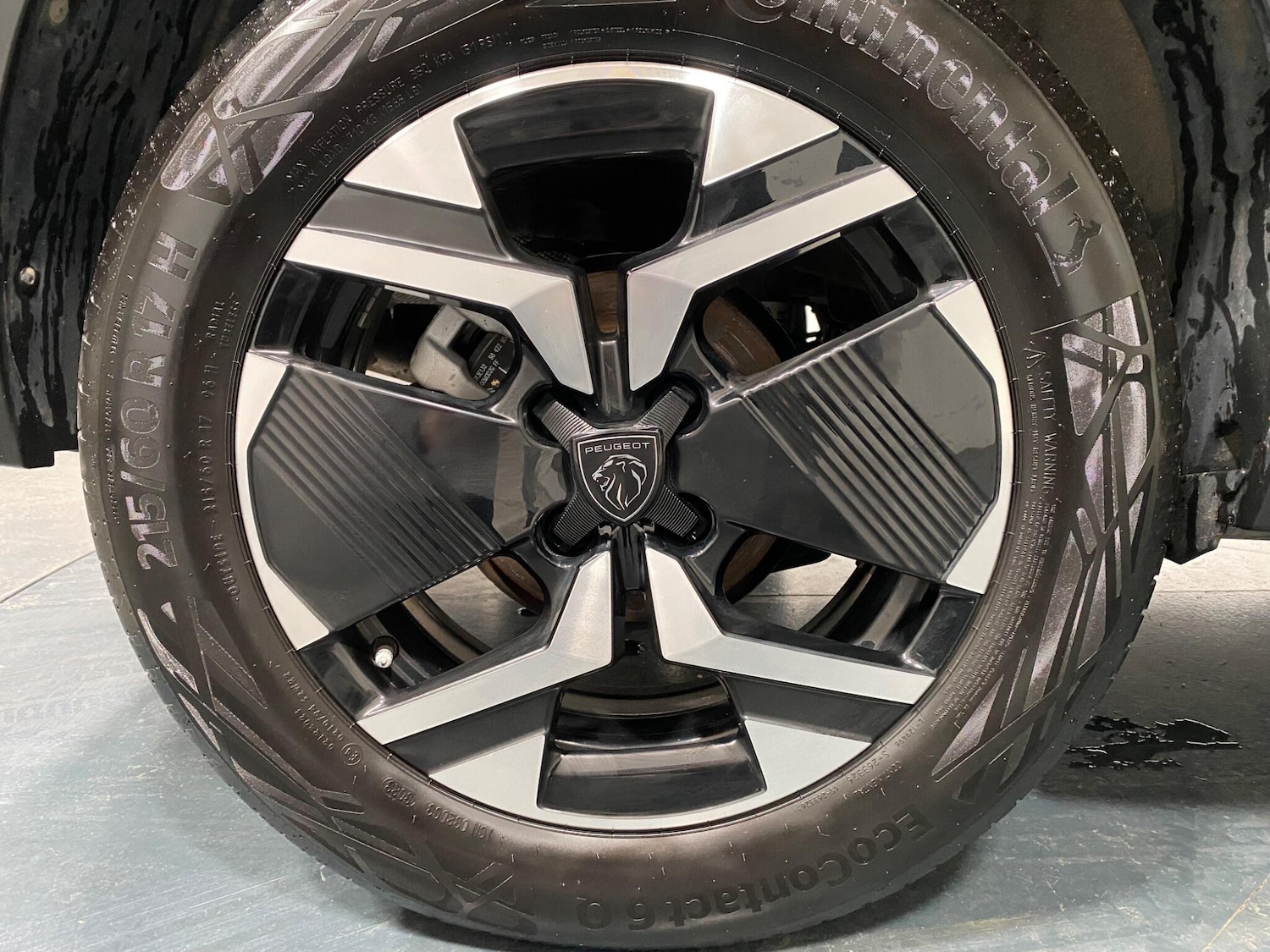 Used Peugeot 2008 2023 for sale - 76832746: Photo 20