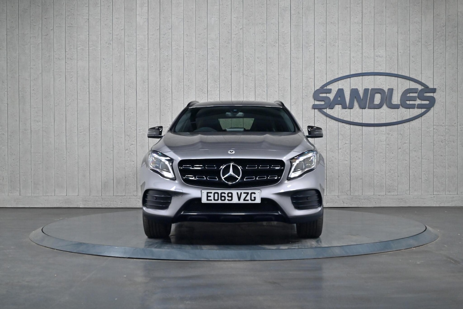 Used Mercedes-Benz GLA 2019 for sale - 75941557: Photo 2