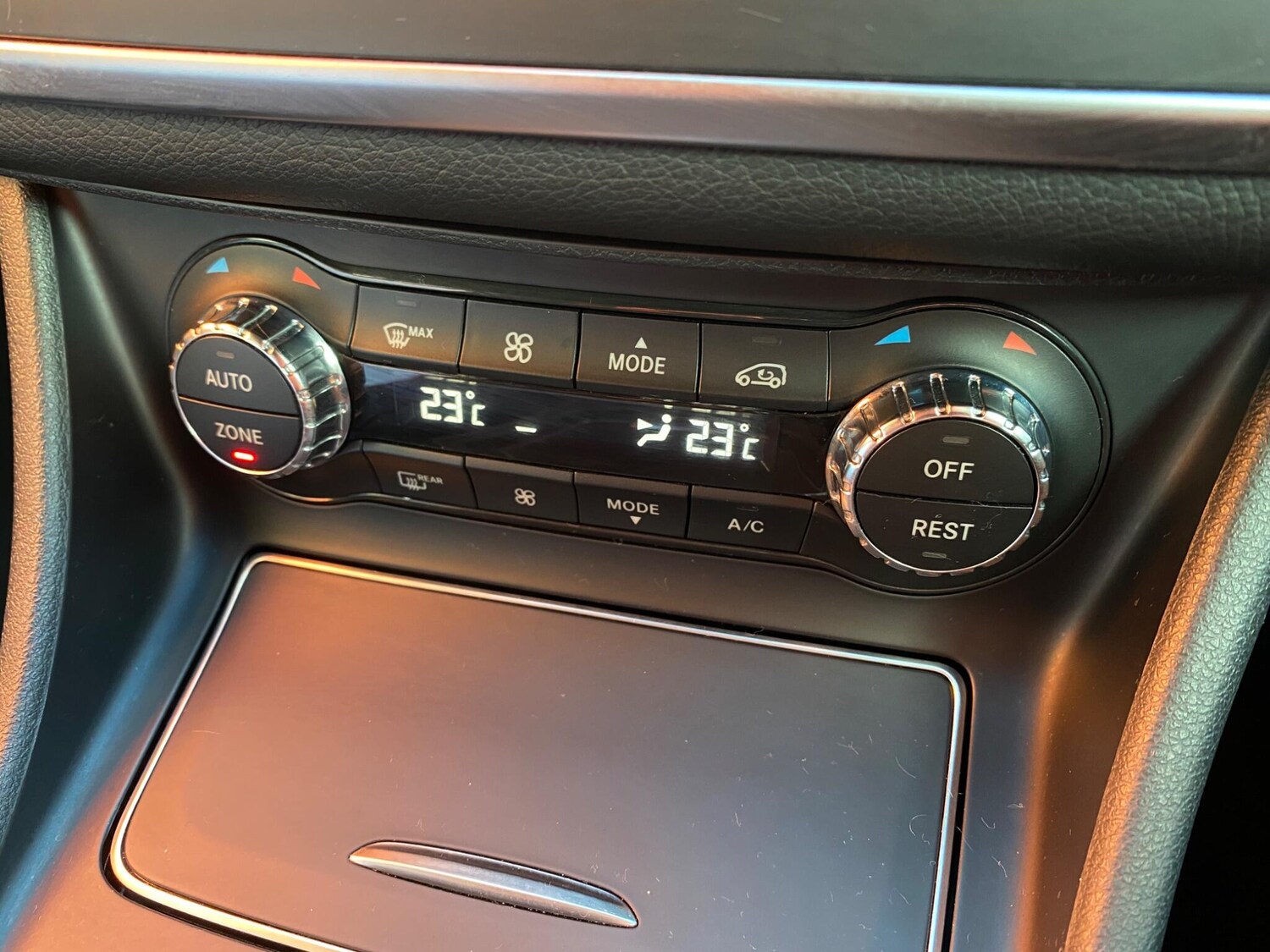 Used Mercedes-Benz GLA 2019 for sale - 75941557: Photo 41