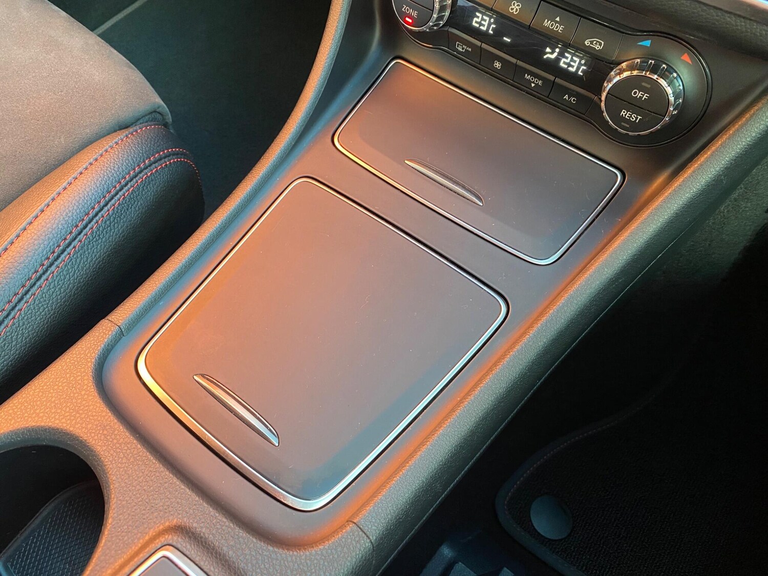 Used Mercedes-Benz GLA 2019 for sale - 75941557: Photo 42