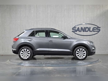 Used Volkswagen T-Roc 2018 for sale - 78767262: Photo