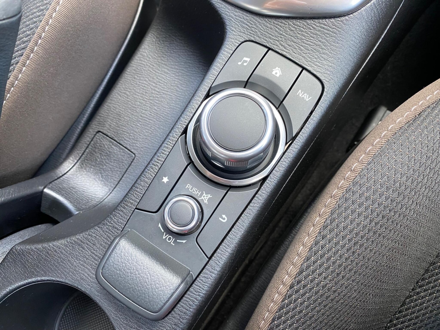 Used Mazda Mazda2 2022 for sale - 76527674: Photo 44