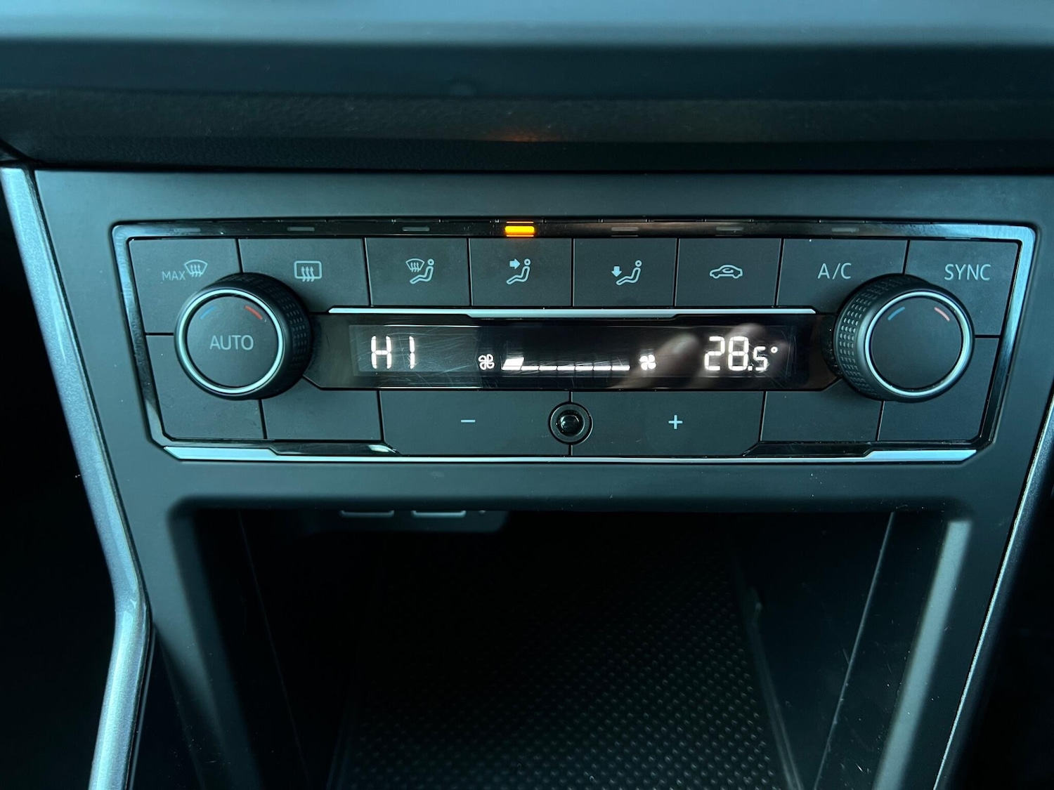 Used Volkswagen Polo 2020 for sale - 76398030: Photo 41