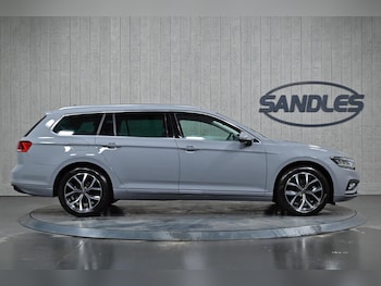 Used Volkswagen Passat 2022 for sale - 77441350: Photo