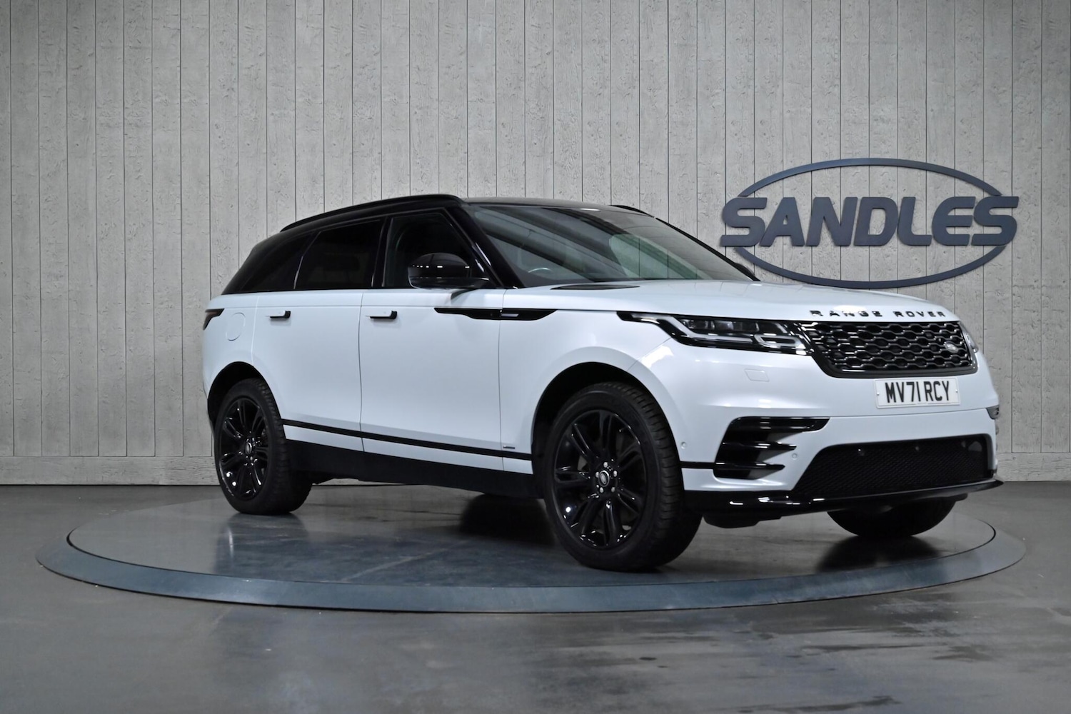 Used Land Rover Range Rover Velar 2021 for sale - 76499346: Photo 1
