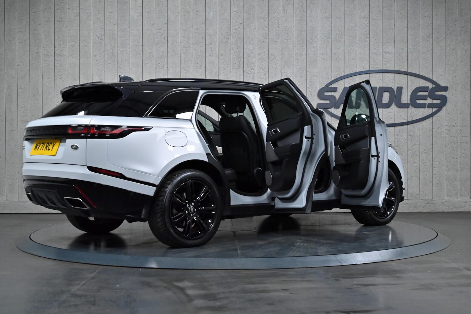 Used Land Rover Range Rover Velar 2021 for sale - 76499346: Photo 13