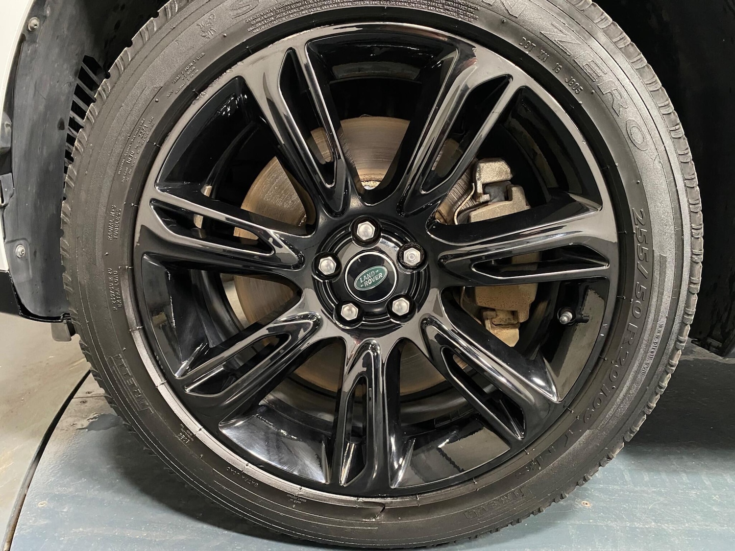 Used Land Rover Range Rover Velar 2021 for sale - 76499346: Photo 18