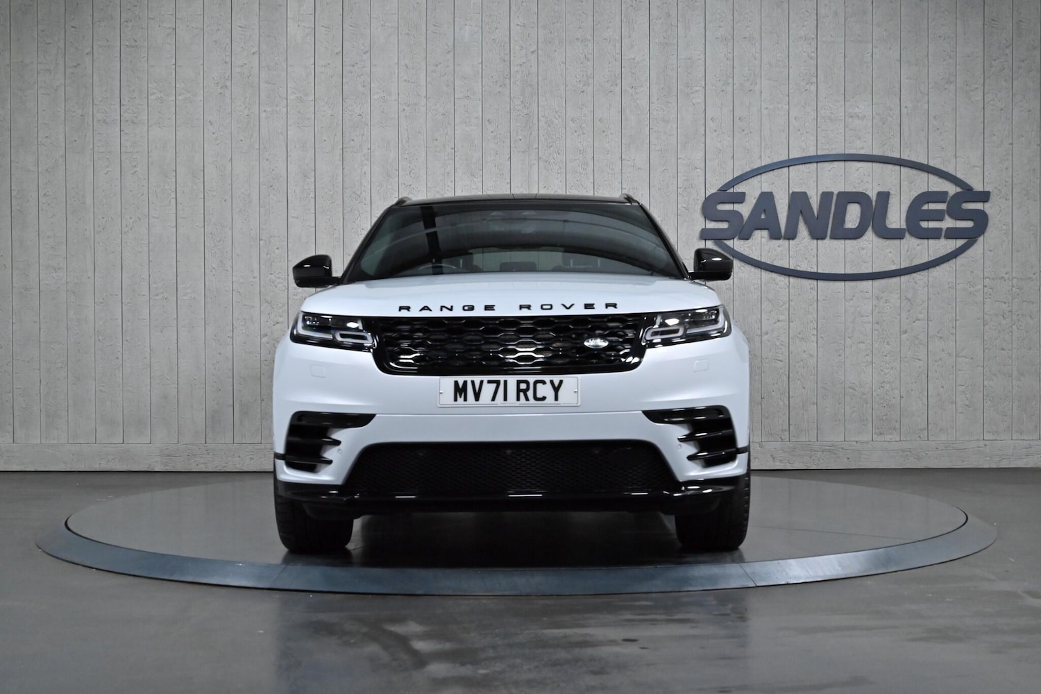 Used Land Rover Range Rover Velar 2021 for sale - 76499346: Photo 2