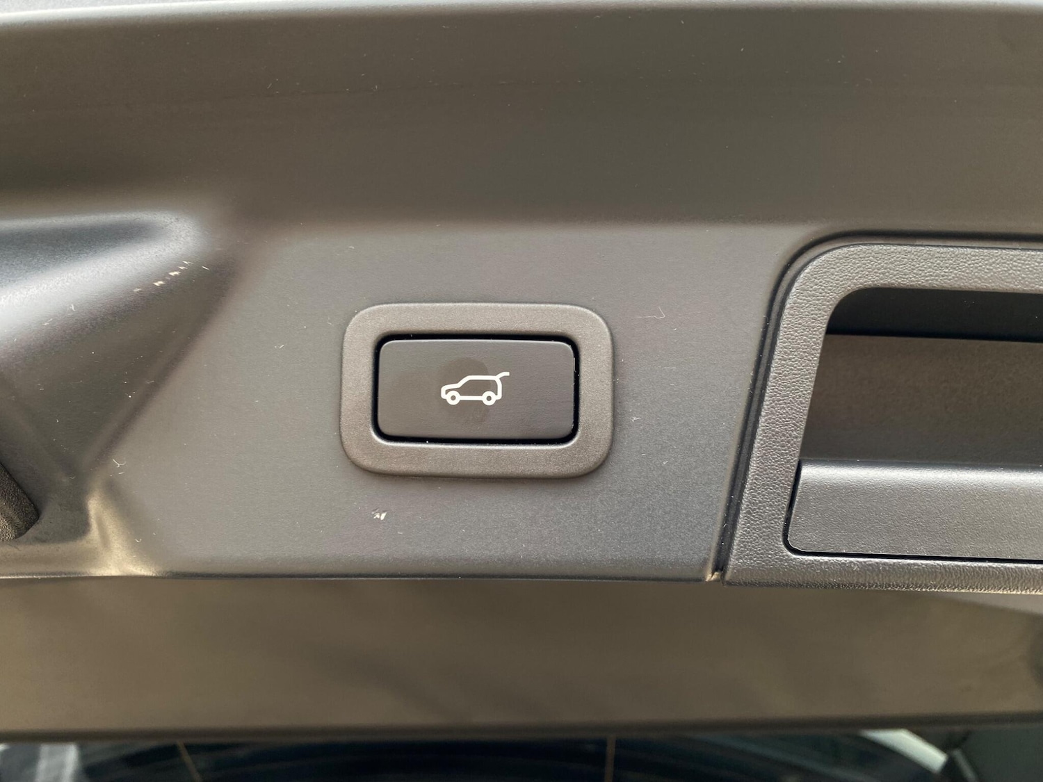 Used Land Rover Range Rover Velar 2021 for sale - 76499346: Photo 56