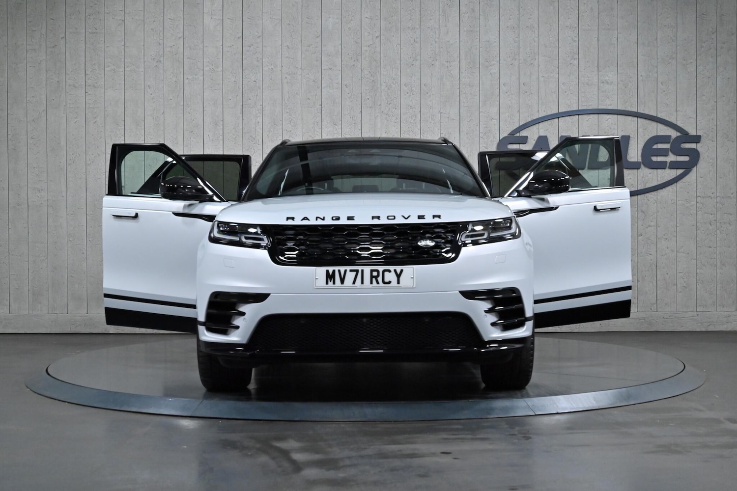 Used Land Rover Range Rover Velar 2021 for sale - 76499346: Photo 9