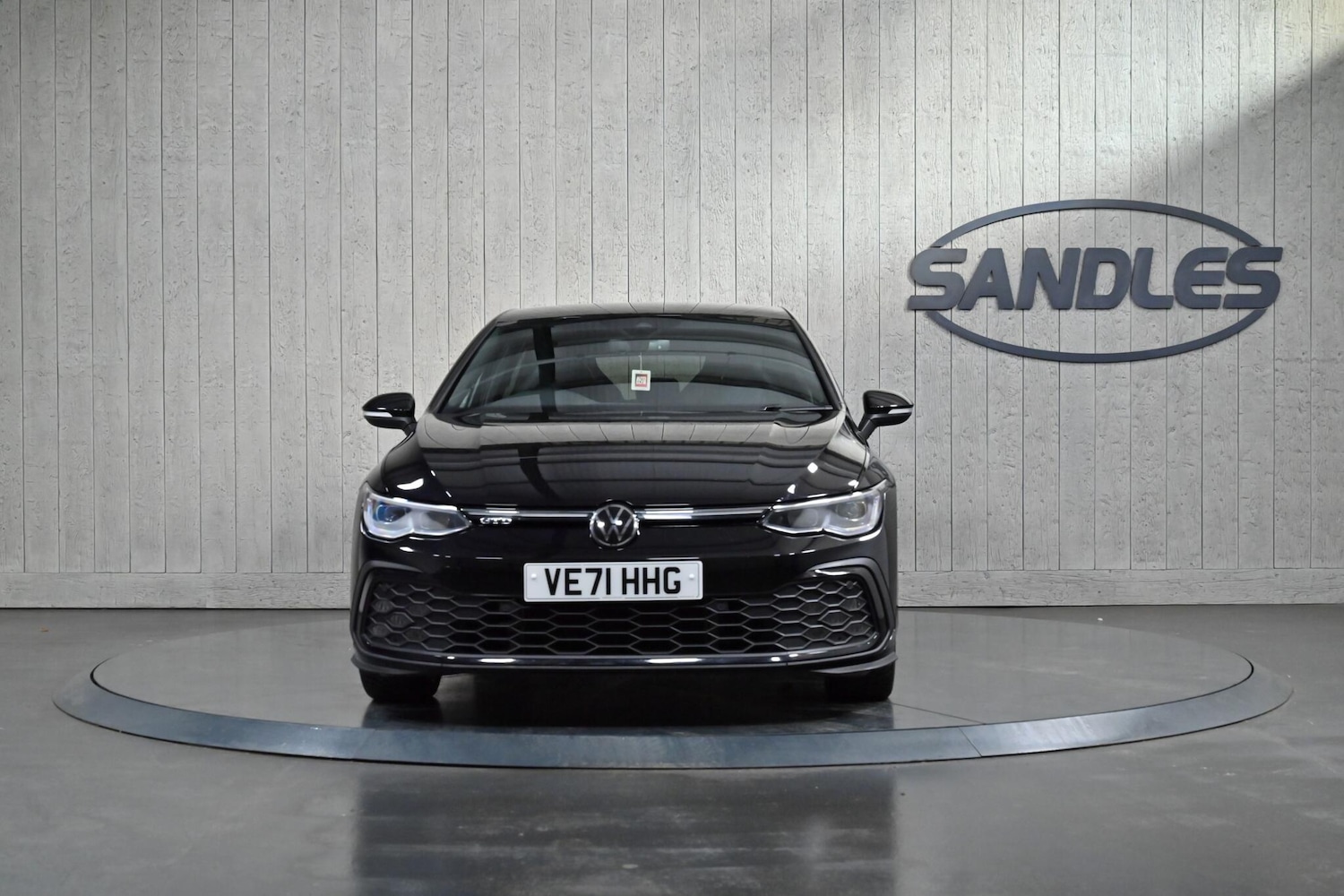 Used Volkswagen Golf 2021 for sale - 76989983: Photo 2