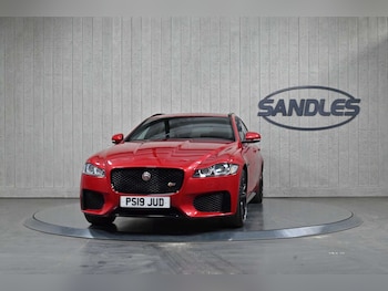Used Jaguar XF 2019 for sale - 78577569: Photo