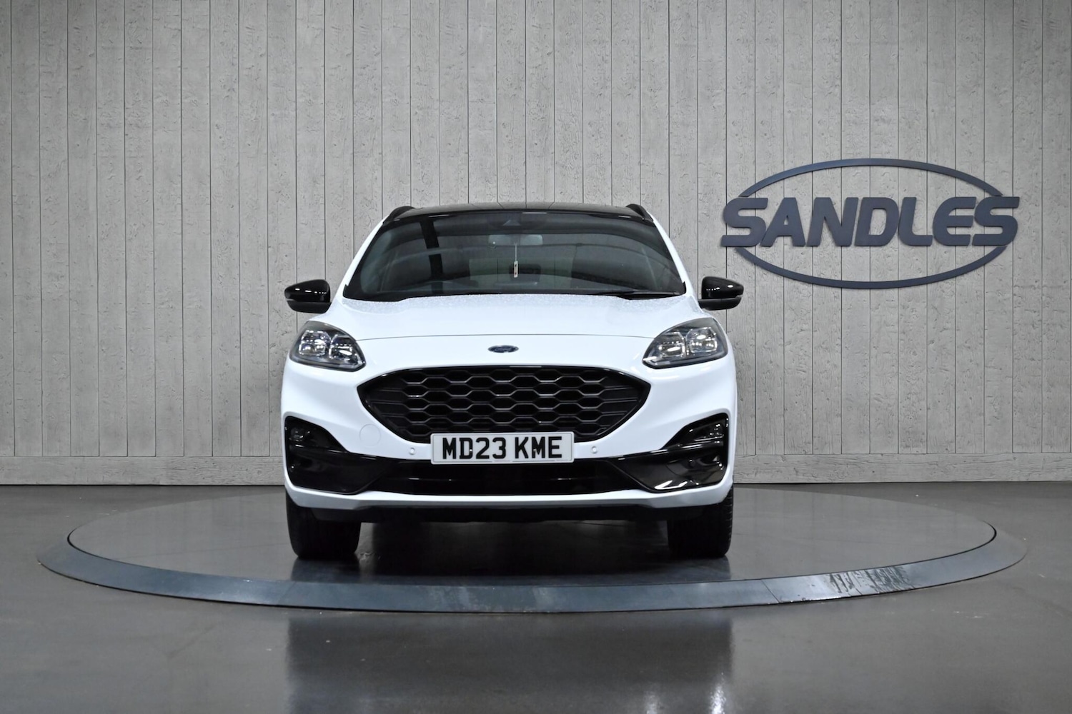 Used Ford Kuga 2023 for sale - 76431970: Photo 2