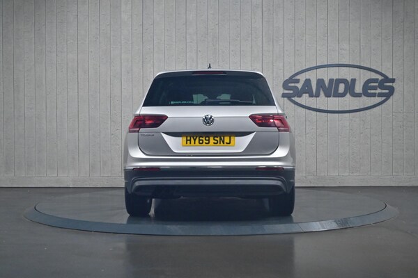 Used Volkswagen Tiguan 2019 for sale - 76026434: Photo 5