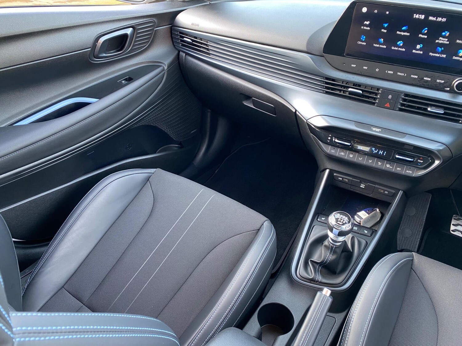 Used Hyundai i20 2023 for sale - 77352058: Photo 30