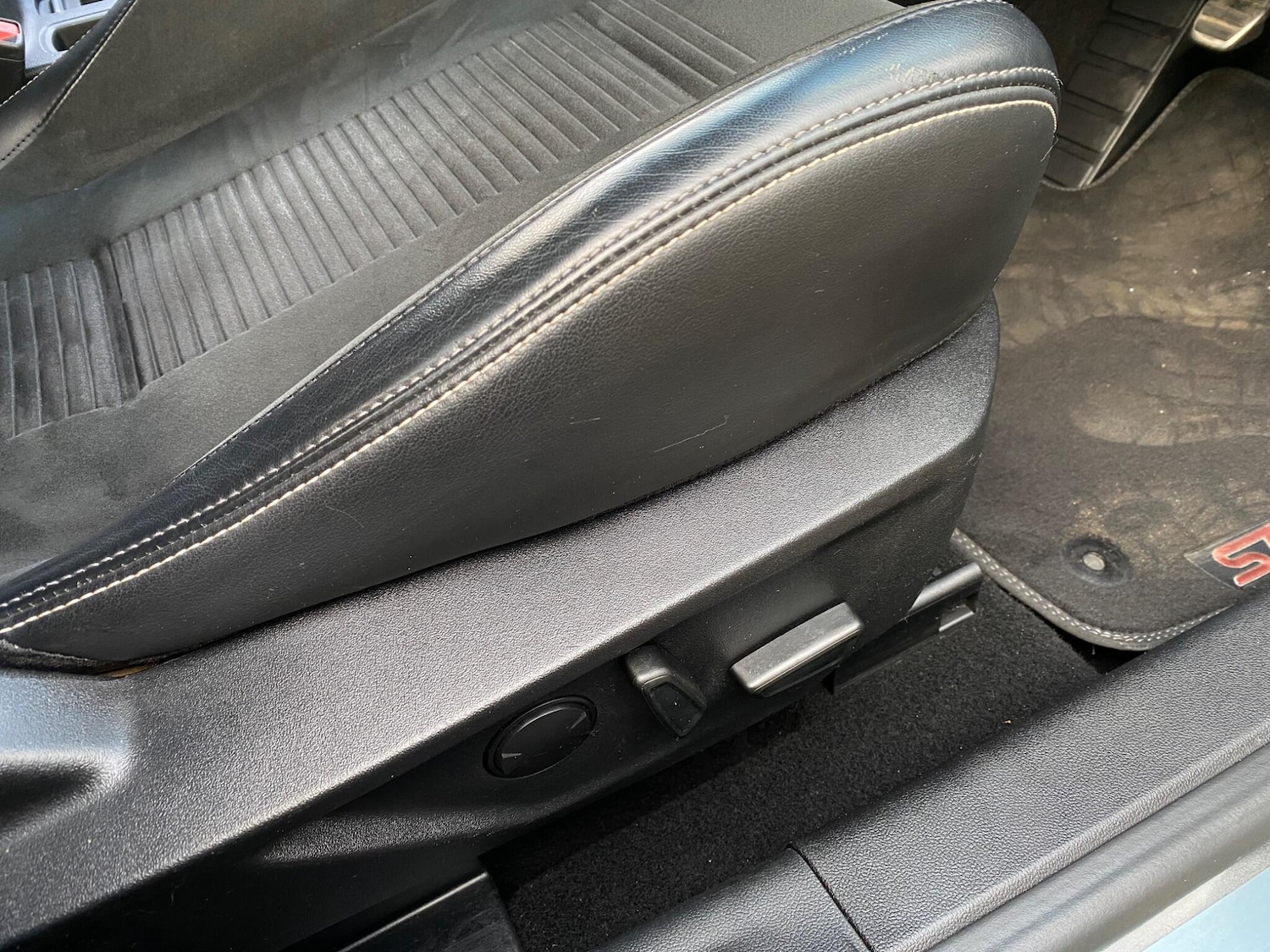 Used Ford Focus 2020 for sale - 78204096: Photo 24