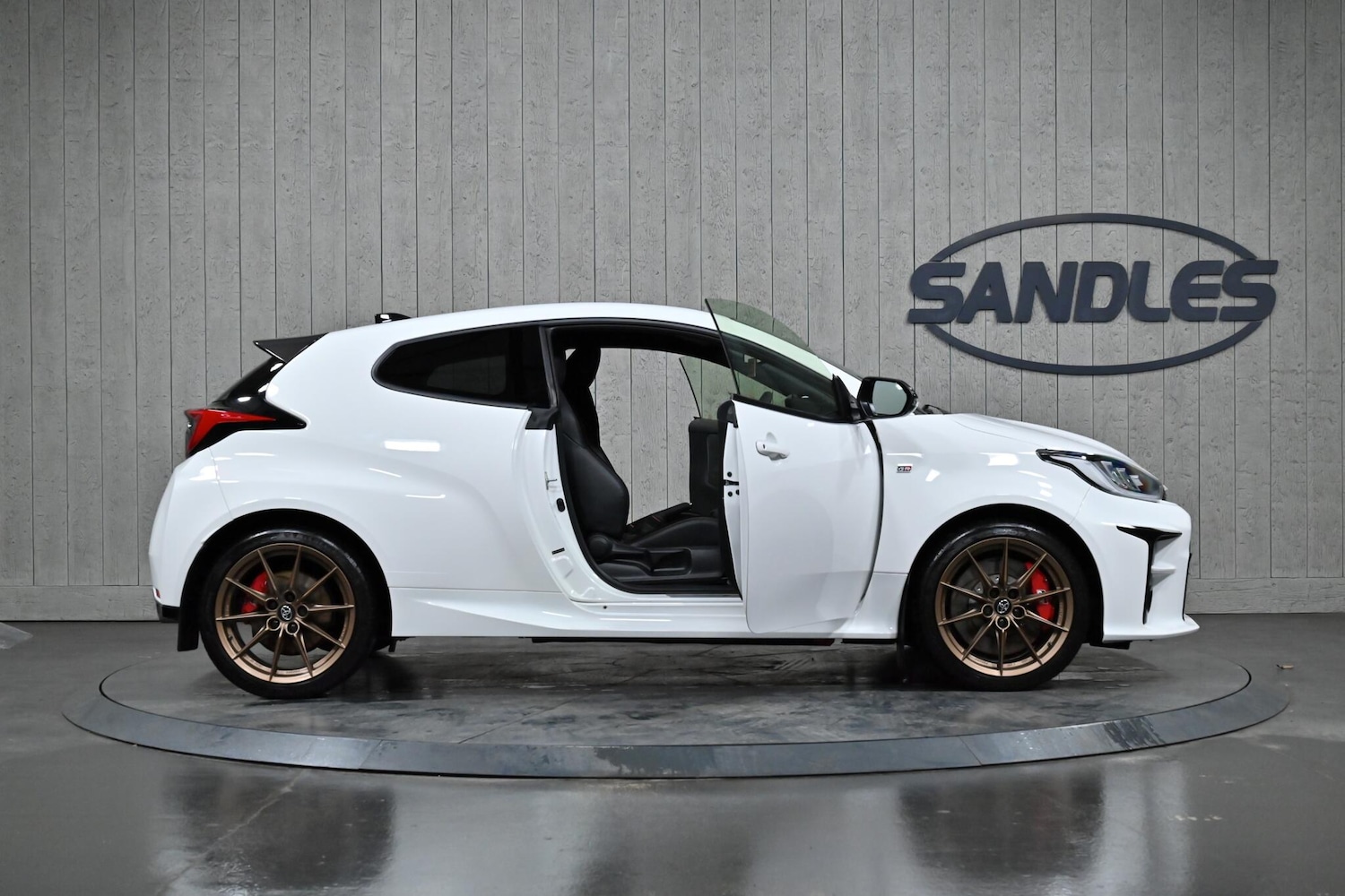 Used Toyota Yaris 2021 for sale - 77343802: Photo 10