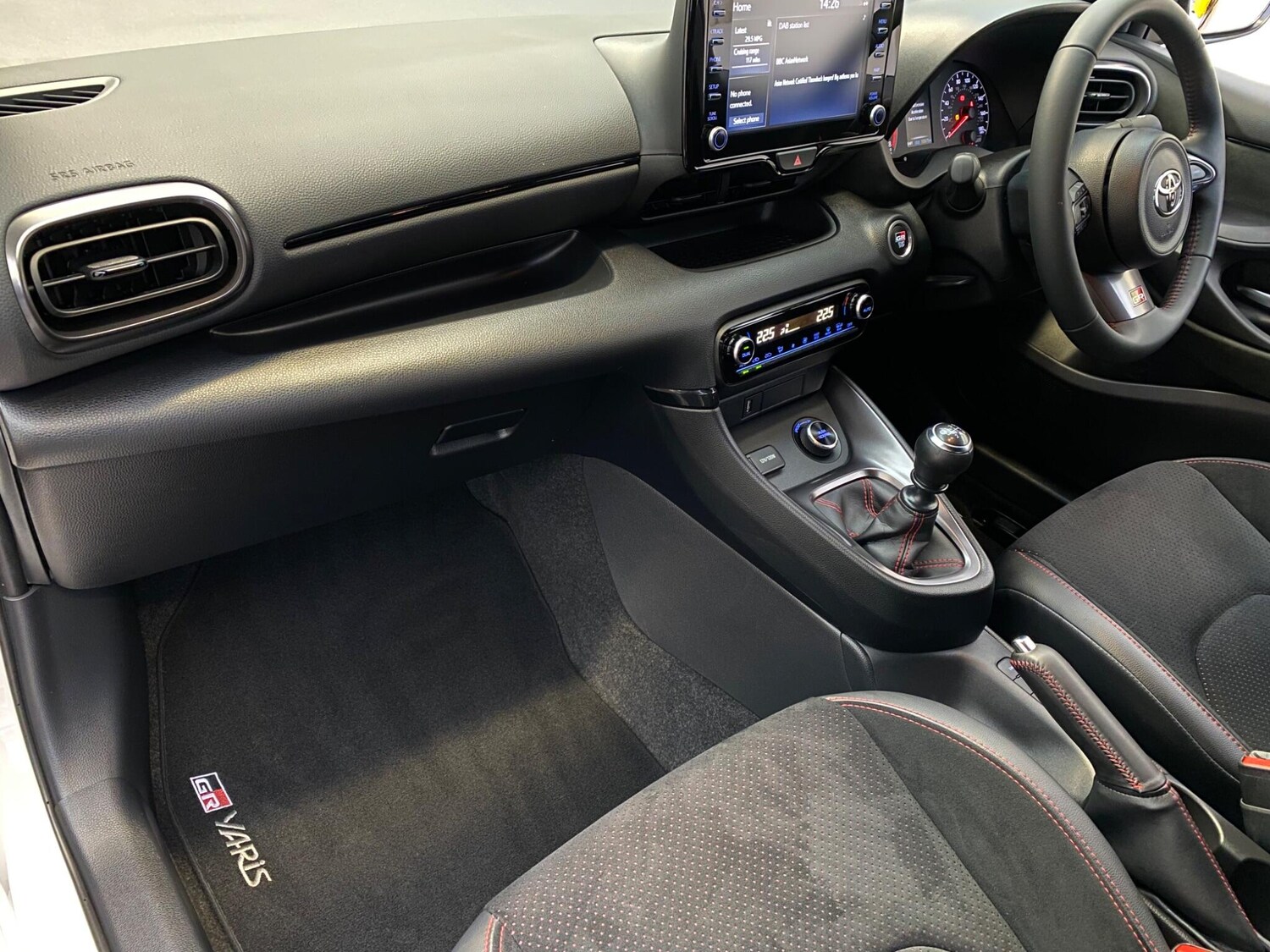 Used Toyota Yaris 2021 for sale - 77343802: Photo 28