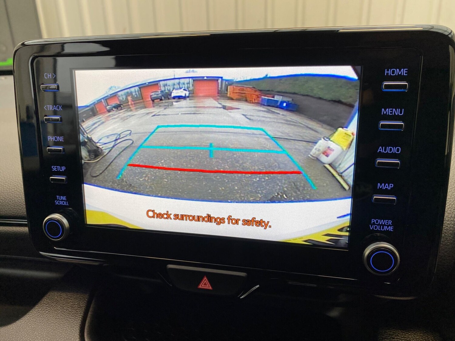 Used Toyota Yaris 2021 for sale - 77343802: Photo 32