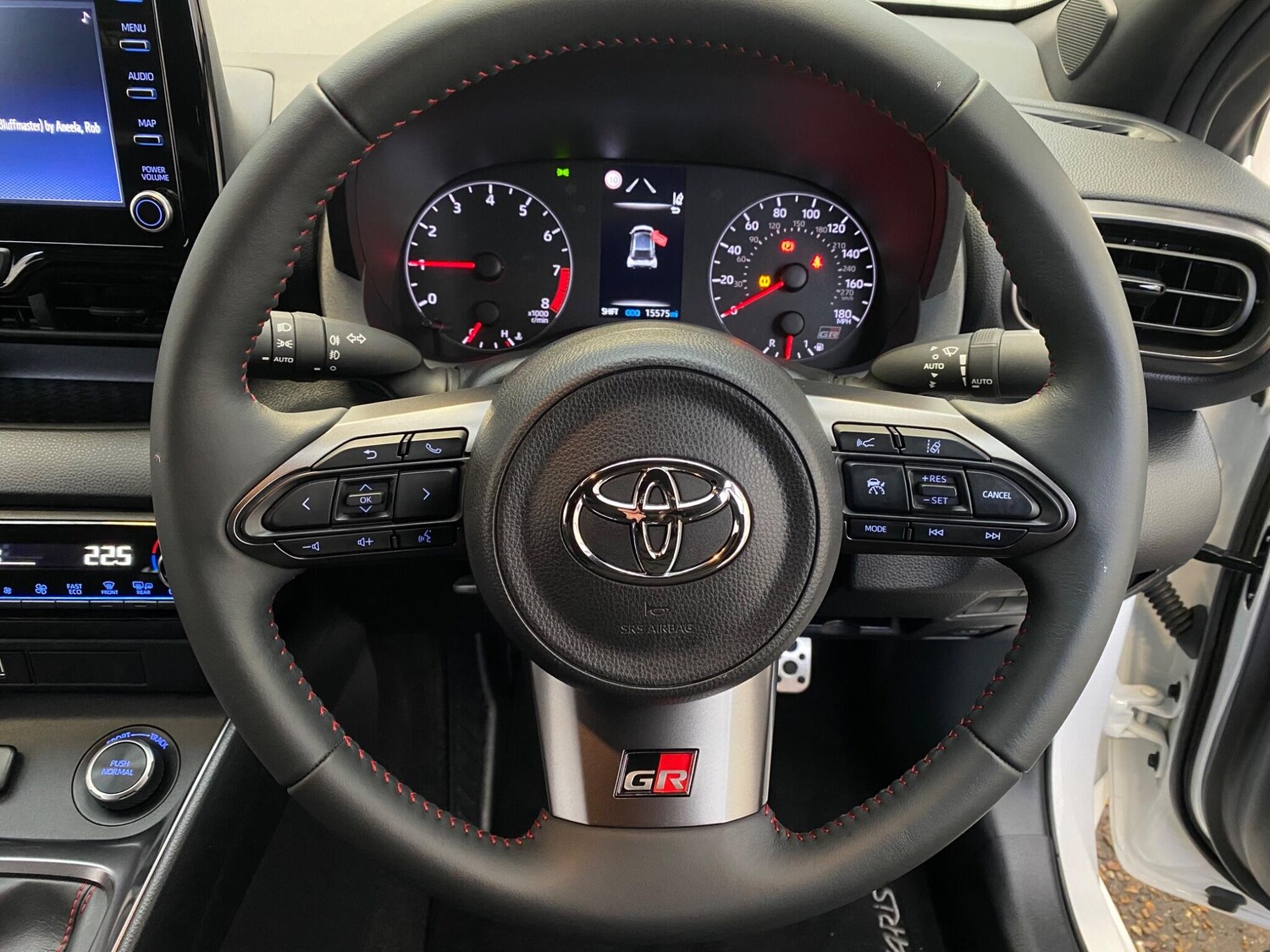 Used Toyota Yaris 2021 for sale - 77343802: Photo 39