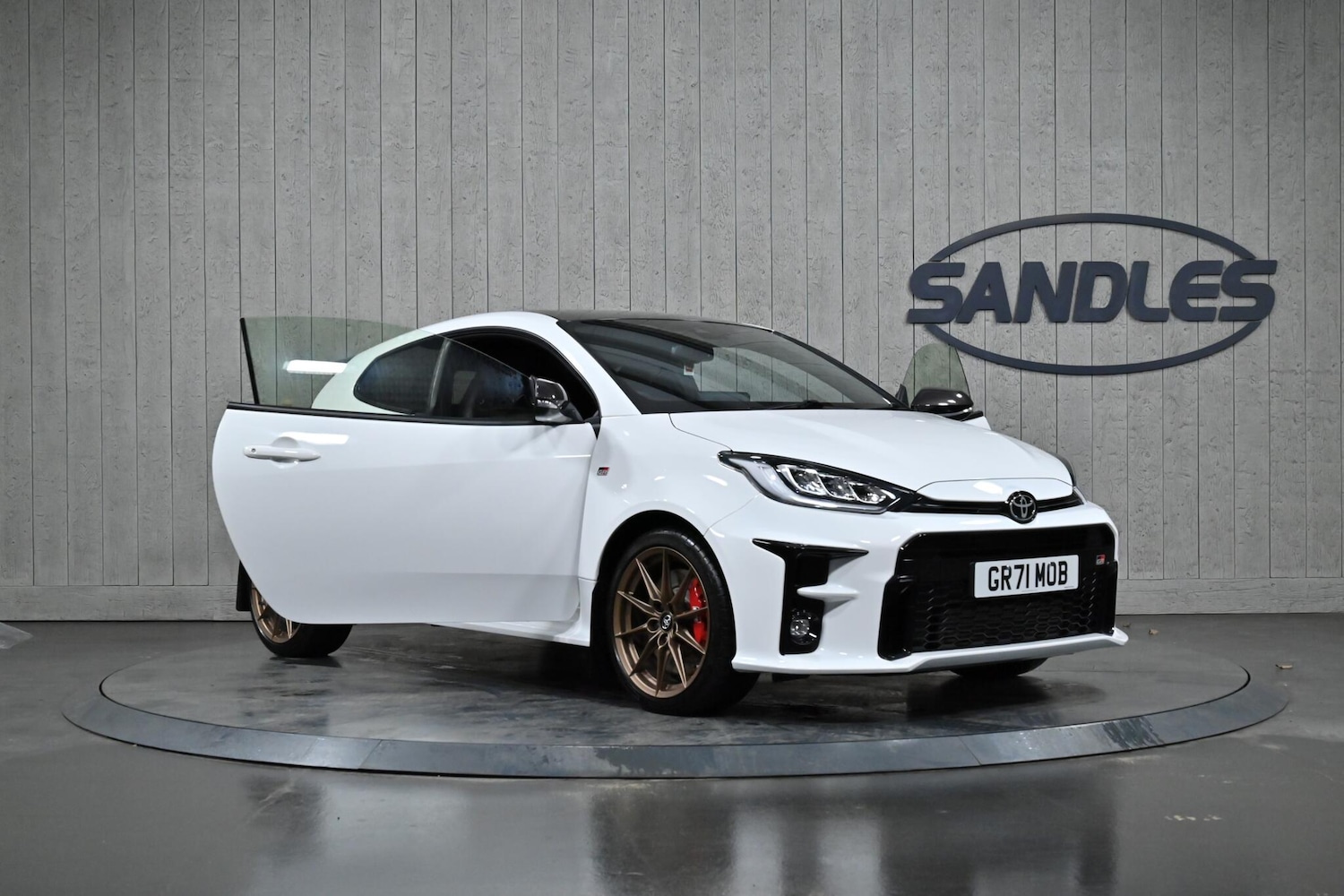 Used Toyota Yaris 2021 for sale - 77343802: Photo 8