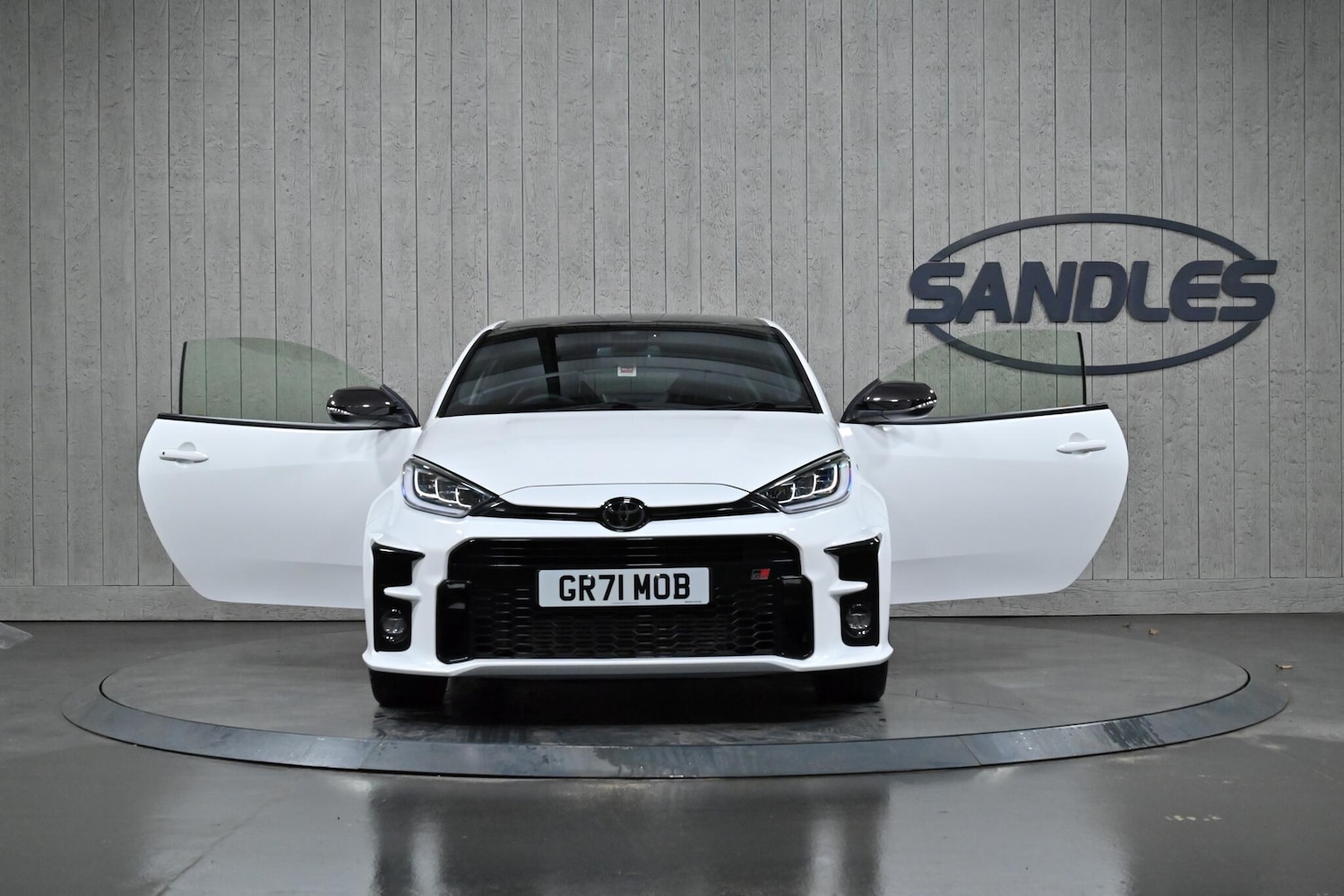 Used Toyota Yaris 2021 for sale - 77343802: Photo 9