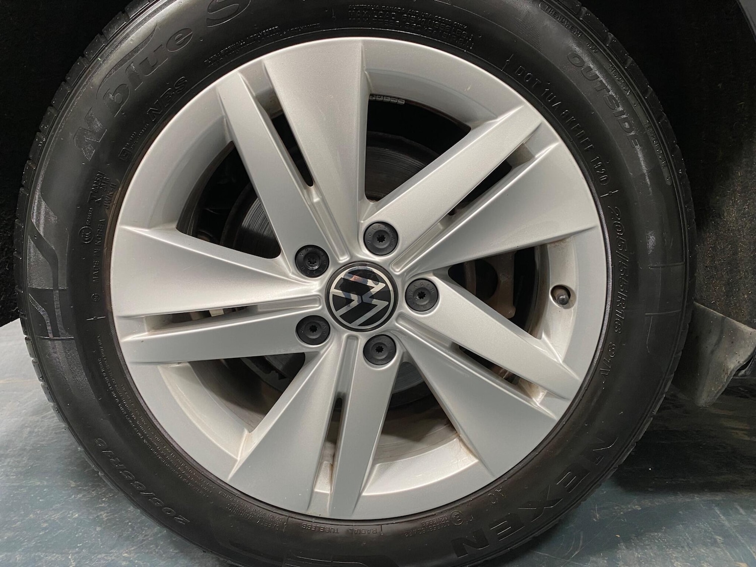 Used Volkswagen Golf 2020 for sale - 75622833: Photo 21