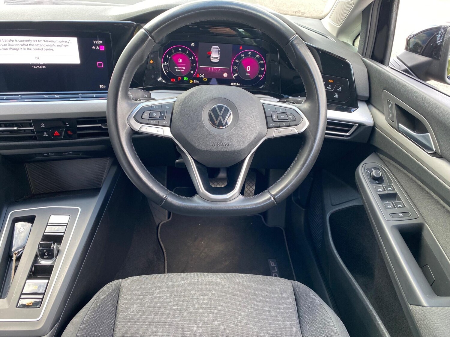 Used Volkswagen Golf 2020 for sale - 75622833: Photo 28