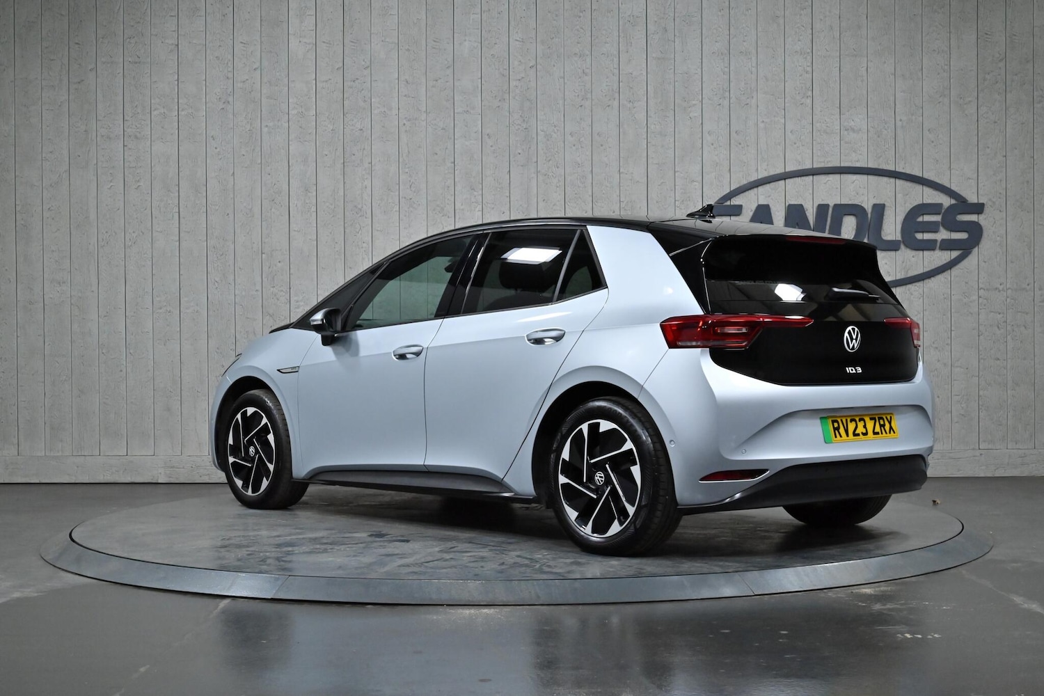 Used Volkswagen ID.3 2023 for sale - 77215748: Photo 3