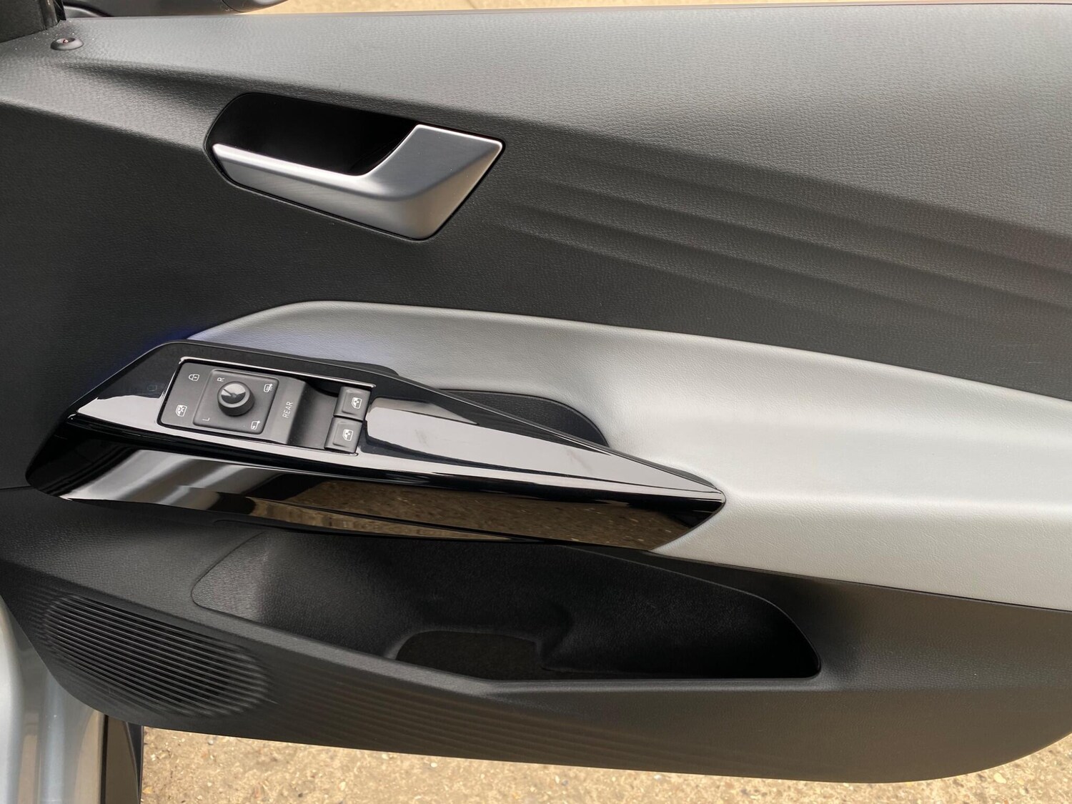 Used Volkswagen ID.3 2023 for sale - 77215748: Photo 48