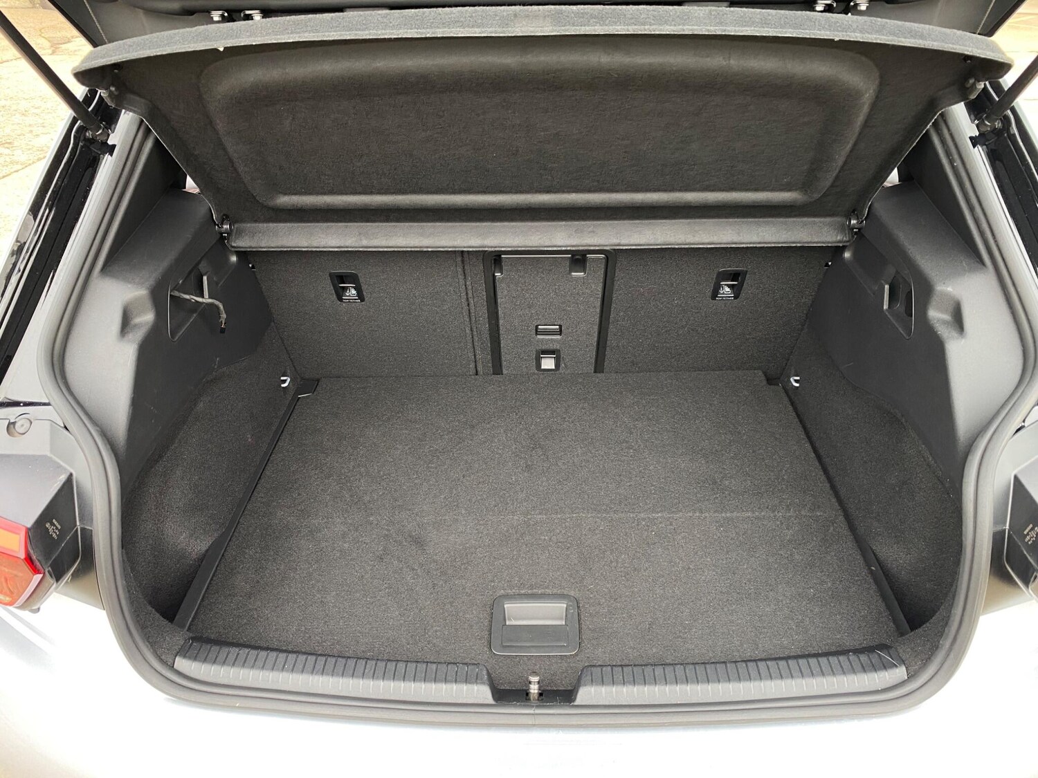 Used Volkswagen ID.3 2023 for sale - 77215748: Photo 52