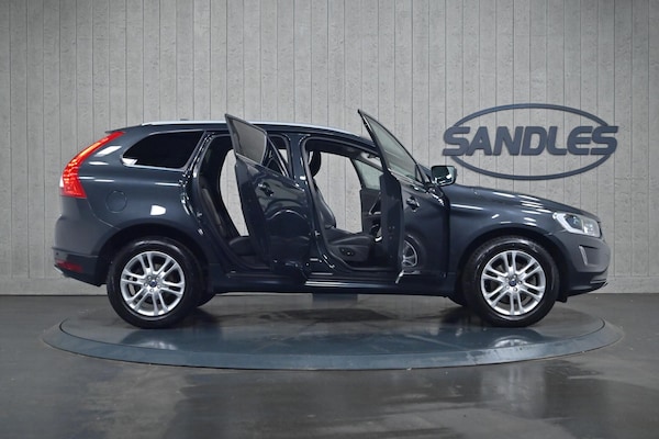 Used Volvo XC60 2015 for sale - 76259328: Photo 10