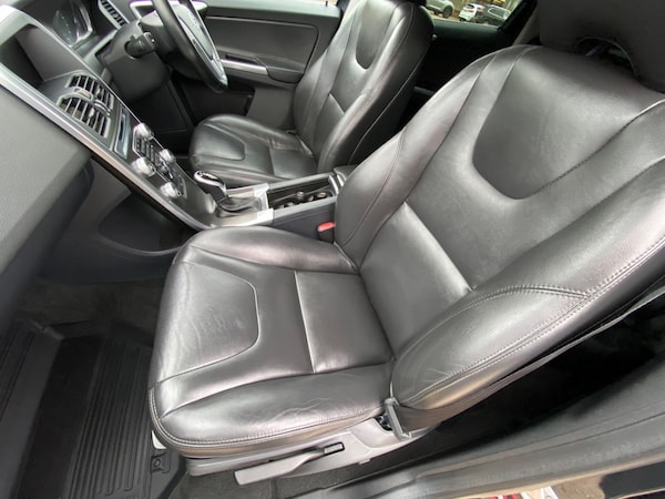 Used Volvo XC60 2015 for sale - 76259328: Photo 19