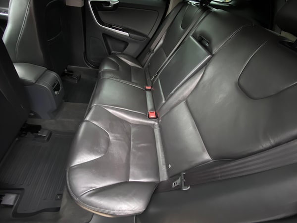 Used Volvo XC60 2015 for sale - 76259328: Photo 21