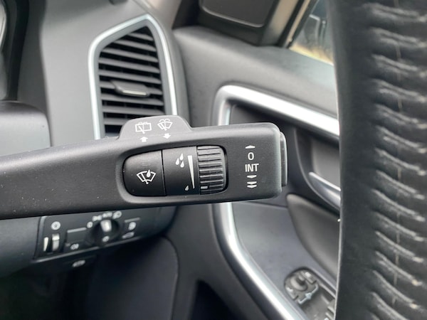 Used Volvo XC60 2015 for sale - 76259328: Photo 35