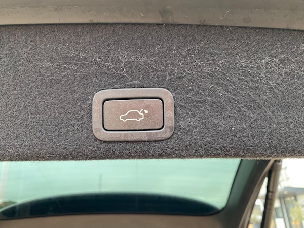 Used Volvo XC60 2015 for sale - 76259328: Photo 44