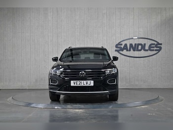 Used Volkswagen T-Roc 2021 for sale - 78817232: Photo