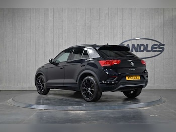 Used Volkswagen T-Roc 2021 for sale - 78817232: Photo