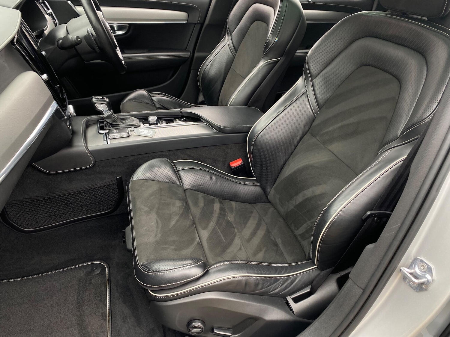 Used Volvo V90 2018 for sale - 77510610: Photo 25