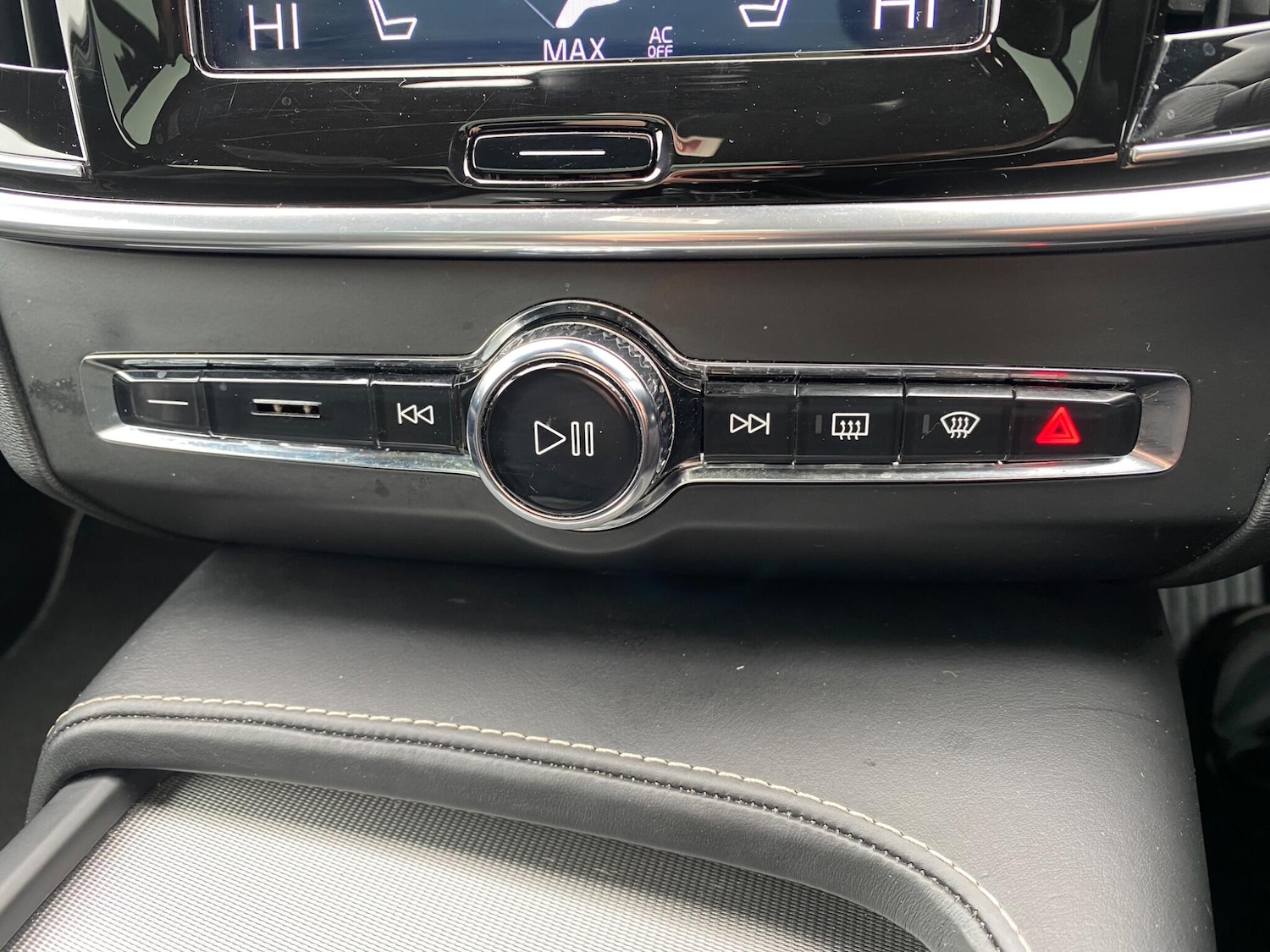 Used Volvo V90 2018 for sale - 77510610: Photo 35