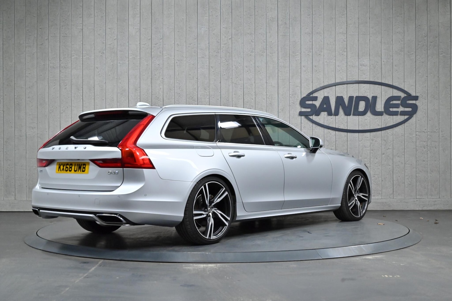 Used Volvo V90 2018 for sale - 77510610: Photo 7